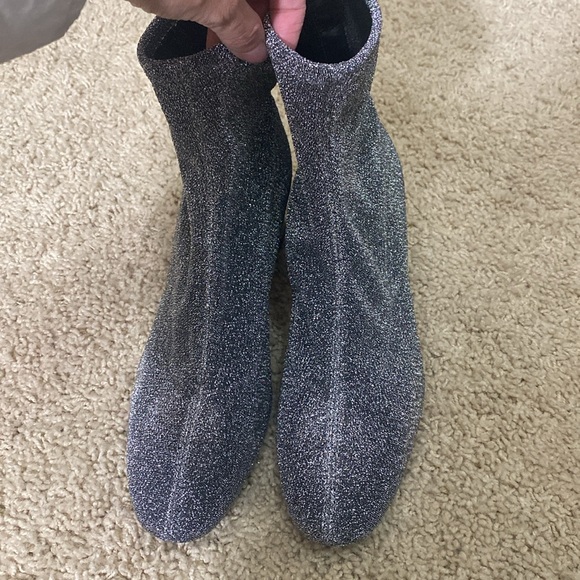 Michael kors NEW silver metallic sock boot stretch fabric heels size 6 - Picture 4 of 12